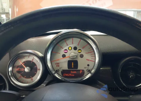 2013 Mini Roadster Cooper S z USA, uszkodzony, nr VIN WMWSY3C56DT593813